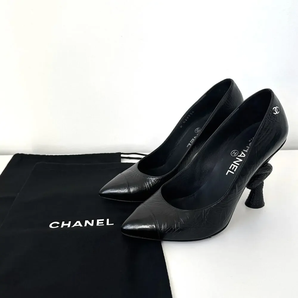 CHANEL 2014 CC Logo Cap Toe Knot Heel Pumps IT 37.5 Black